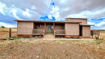 918 County Road, Concho, Arizona 85924, Bedrooms, ,Bathrooms,Residential,For Sale,County,257429