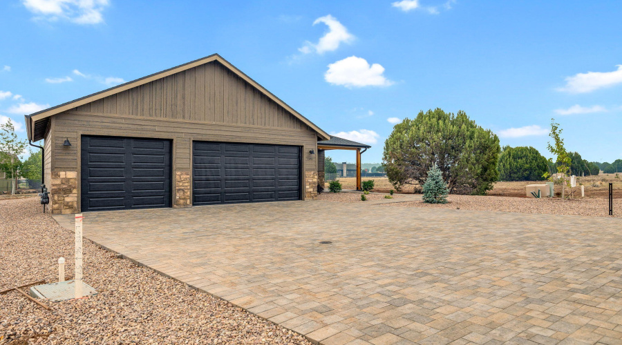 1041 S Ridgecreek Drive Show Low AZ