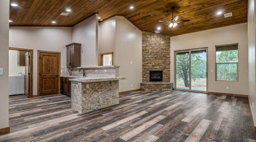 1041 S Ridgecreek Drive Show Low AZ