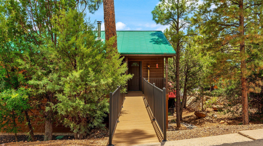 Walkway to Front Porch