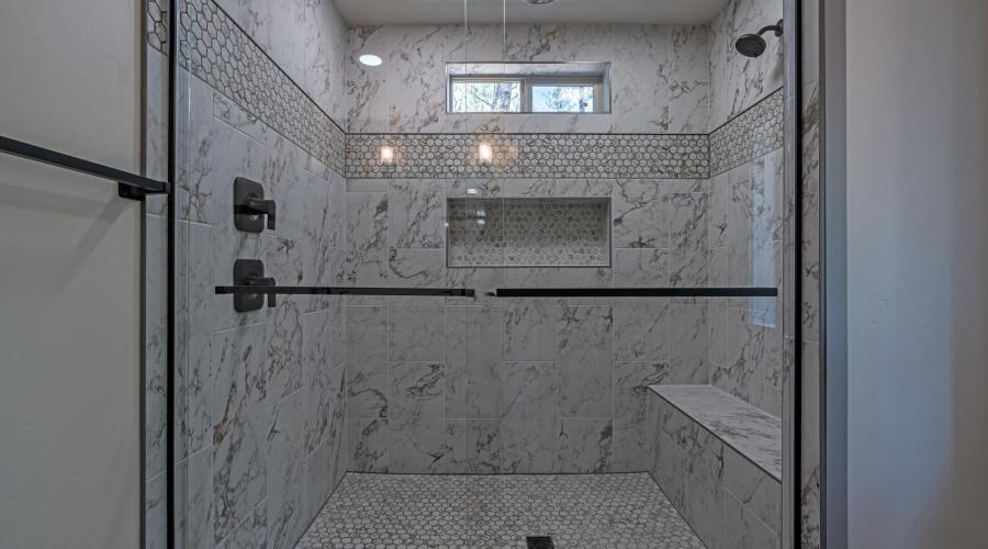 Large Primary shower with rain head