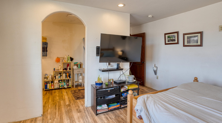 PAX_7818_AuroraHDR2019-edit