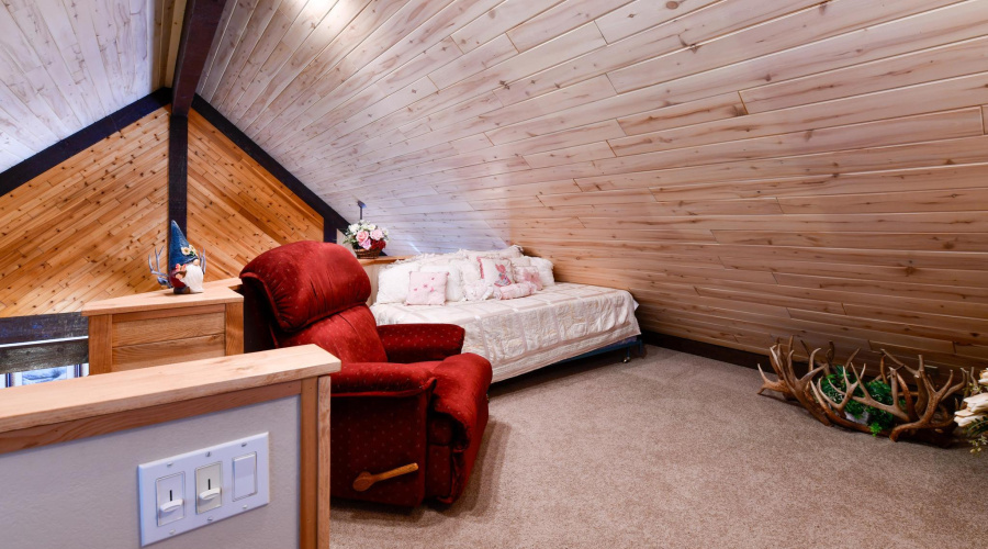 Sitting area in loft