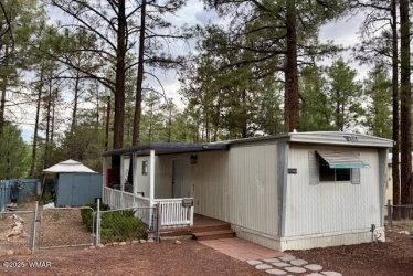 1040 43Rd Drive, Show Low, Arizona 85901, Bedrooms, ,Bathrooms,Residential,For Sale,43Rd,257509