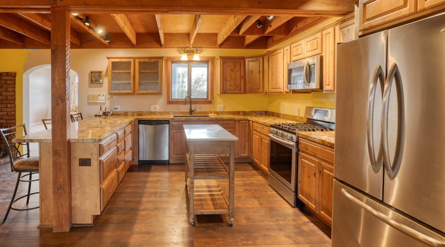 PAX_9463_AuroraHDR2019-edit-X4