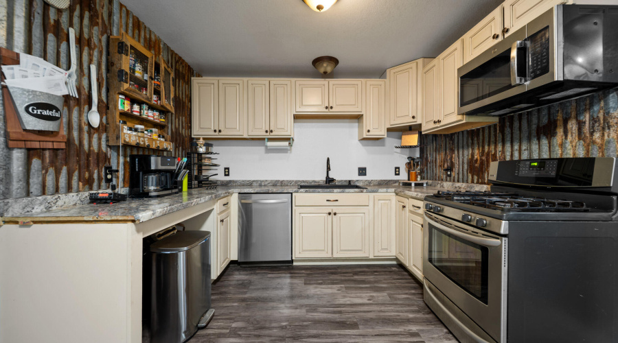 twinflamerealestatemedia-7_(2048)