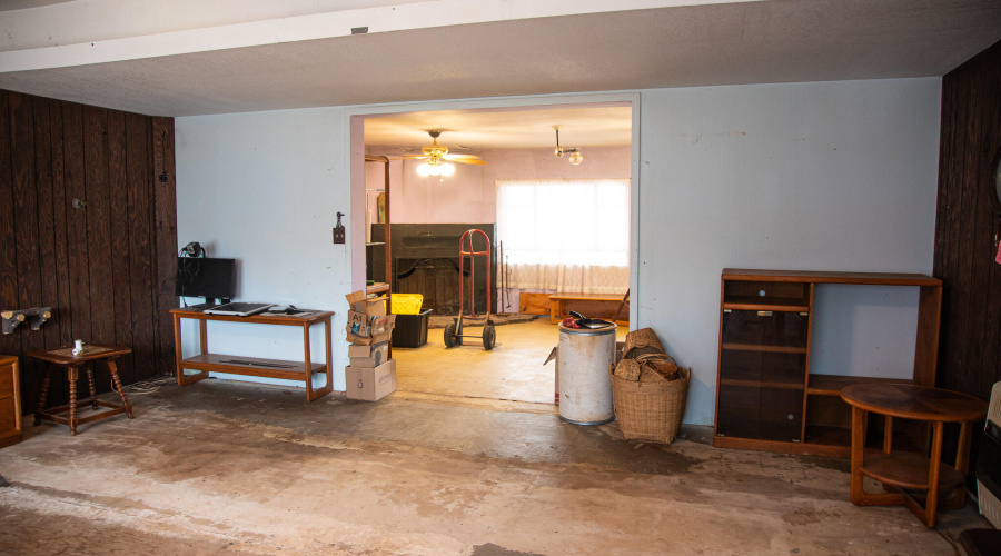 Family Rm twd Living Rm