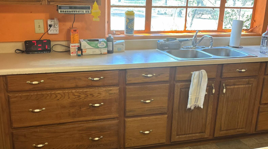 Kitch Sink West Wall