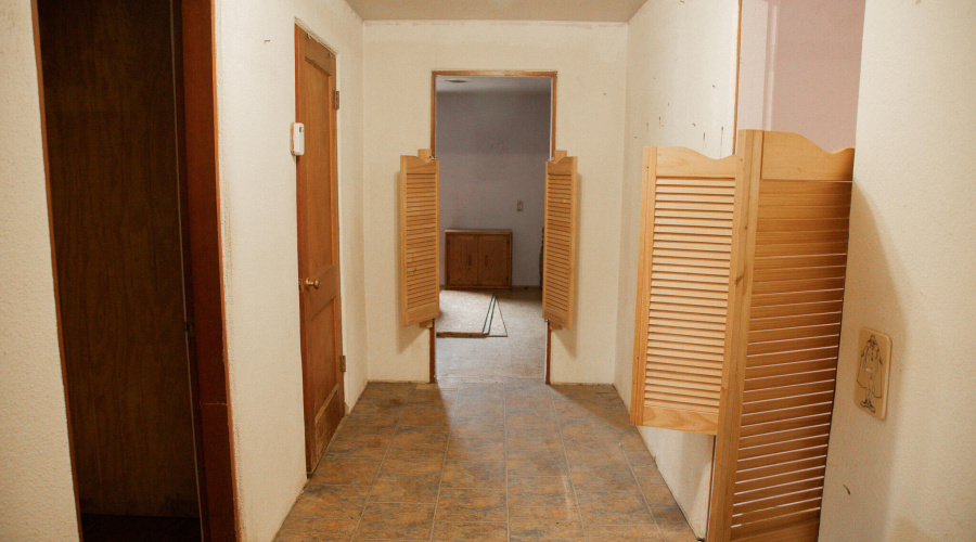 Hall betw Lvg Rm Lavendar Bdrm & Frame A