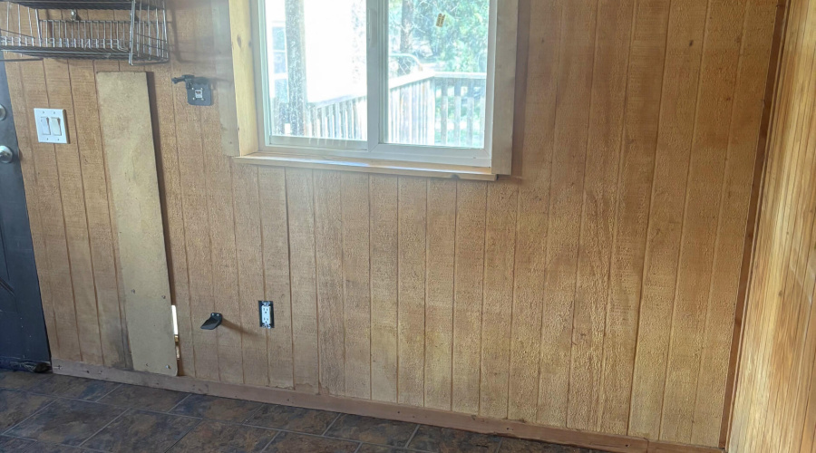 N Room Window dual pane