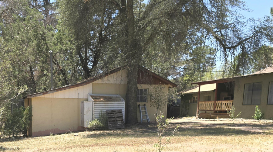 Workshop N Side & Back of Hm