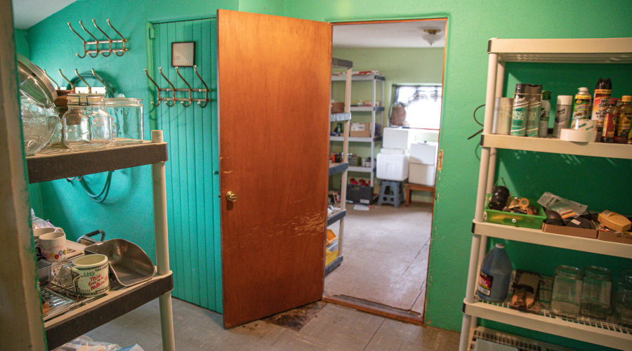 Mud Room & Pantry