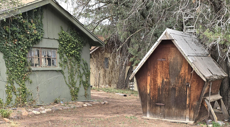 Hm S End & Garden Tool Shed