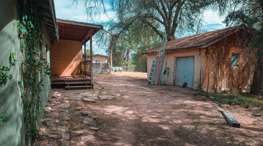 Home Back Wall Porch & Garage