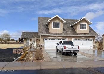 212 Country Club Drive, Snowflake, Arizona 85937, Bedrooms, ,Bathrooms,Residential,For Sale,Country Club,257573