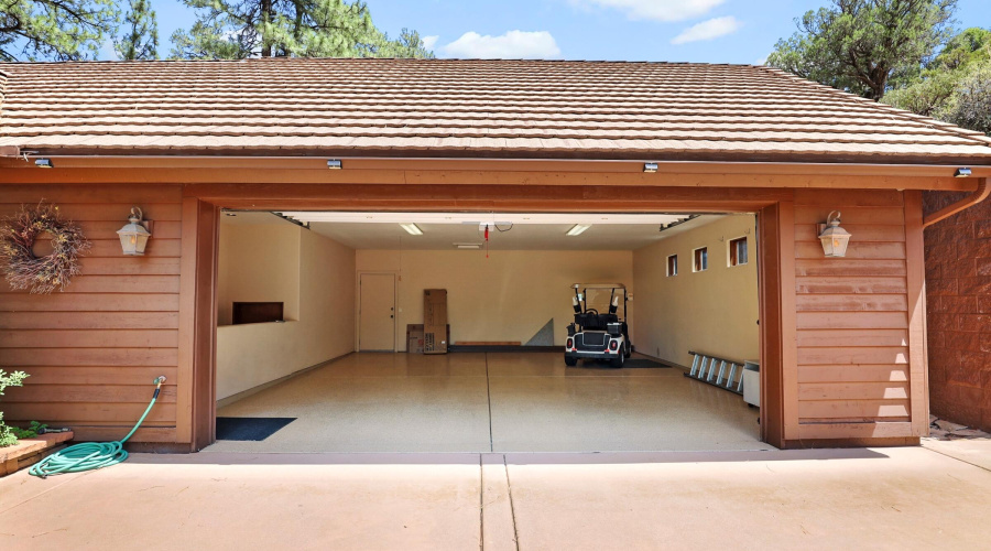 Large 2 Car Garage