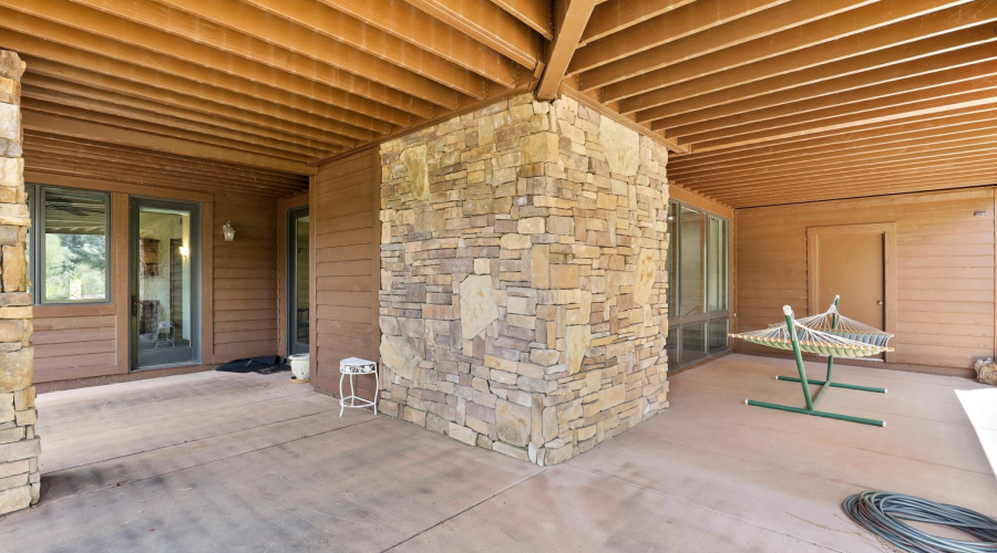 Covered Patio (2)
