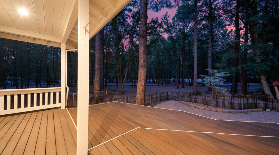 H backyard sunset and twilight