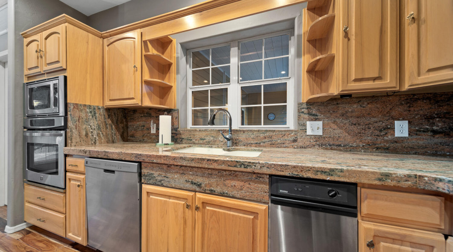 H kitchen appliances