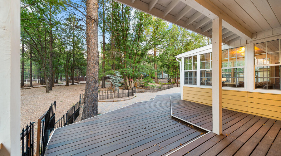 H primary bedroom view