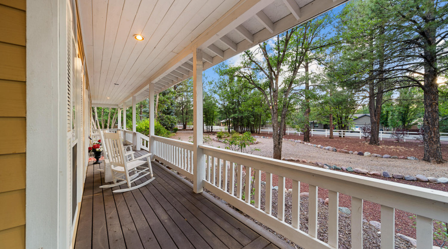 H front deck view of driveway and road