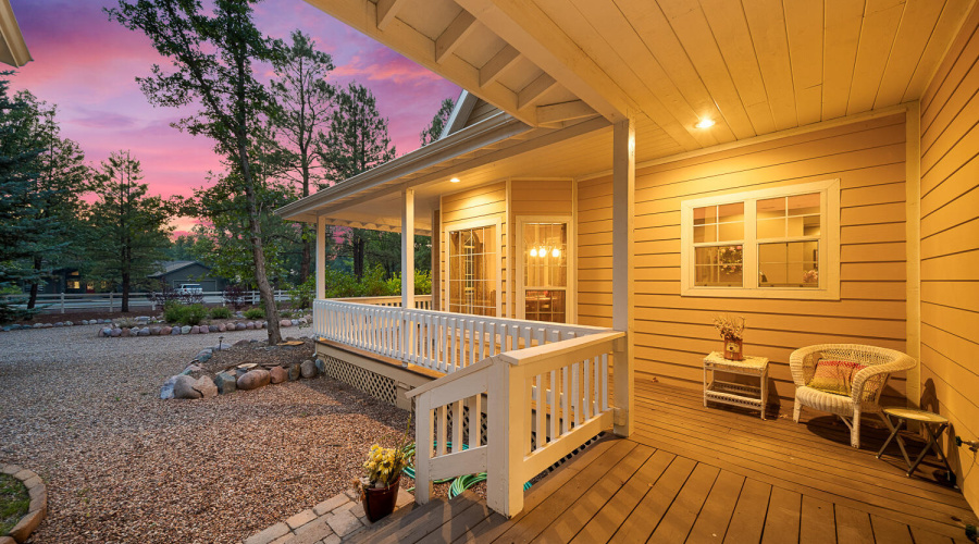 H kitchen & dining room twilight