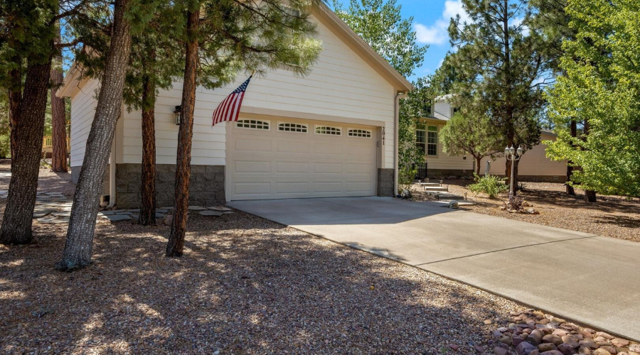 2041WPineViewDr-ShowLow-AZ-1