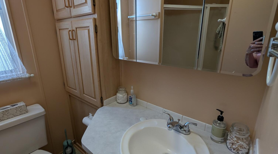 PXL_20250821_004306382