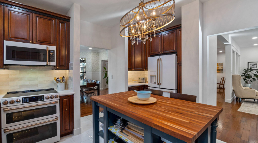 Kitchen with Upgraded Appliances