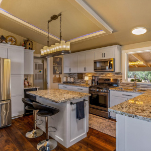 Gorgeous Remodeled Kitchen