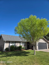 689 6Th Avenue, Show Low, Arizona 85901, Bedrooms, ,Bathrooms,Residential,For Sale,6Th,257589
