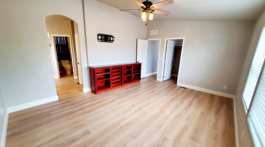 20250825_104126_resized