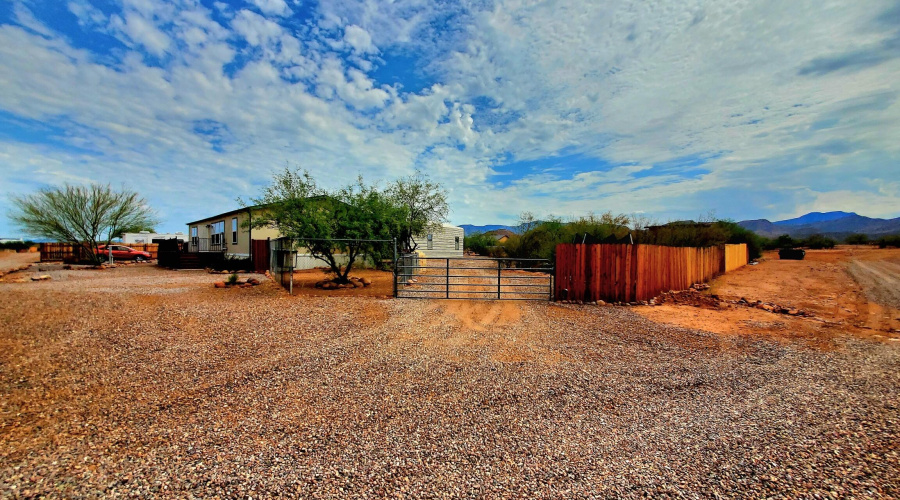 4-20250825_101315_resized