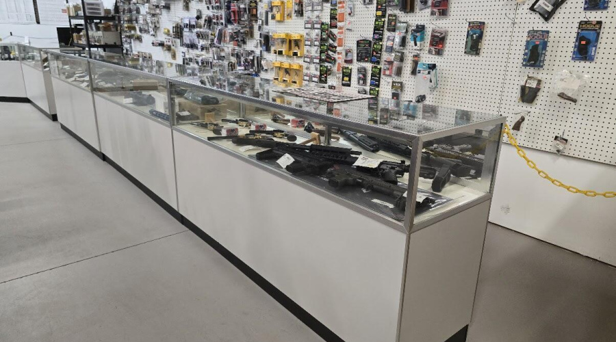 Interior_Merchandise_20250816_193451