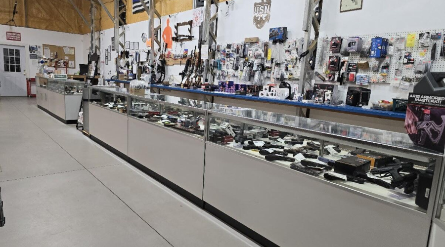 Interior_Merchandise_20250816_193711