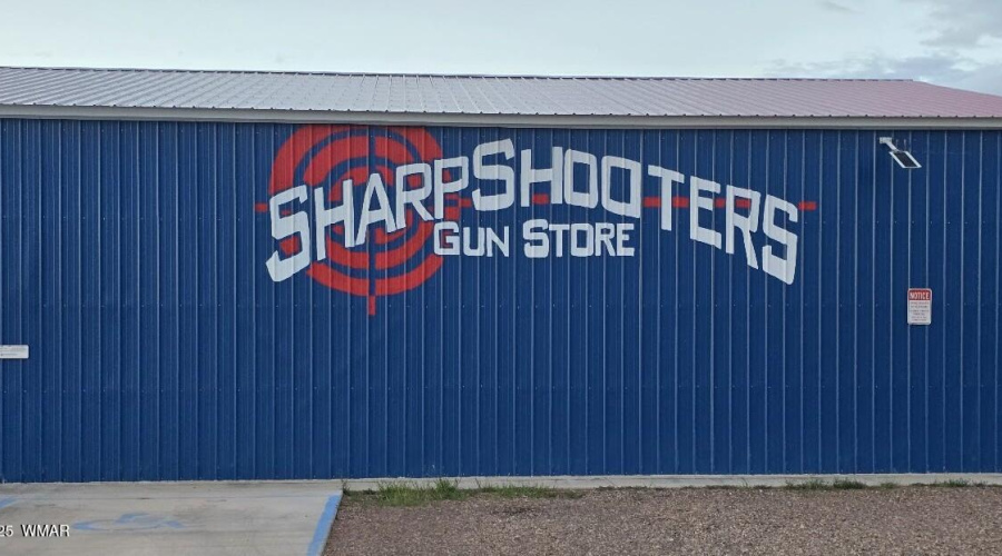 Exterior_sign on bld_20250816_191224