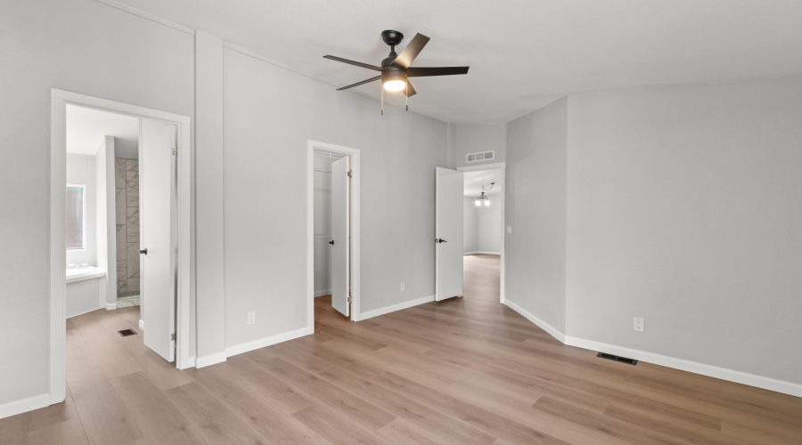 Brian Durbin Photo Primary Suite