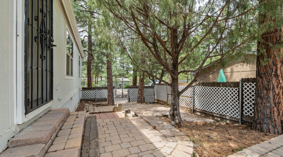 Brian Durbin Photo Front Entrance