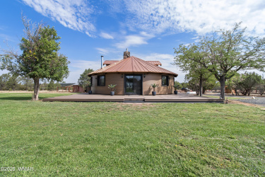 487 Co Rd 3144, Vernon, Arizona 85940, Bedrooms, ,Bathrooms,Residential,For Sale,Co Rd 3144,257707