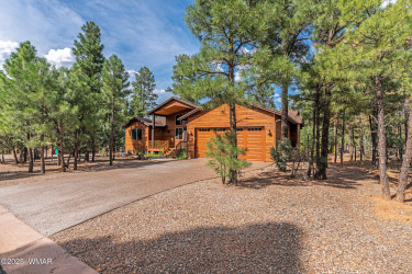 811 Rockcress Lane, Show Low, Arizona 85901, Bedrooms, ,Bathrooms,Residential,For Sale,Rockcress,257710