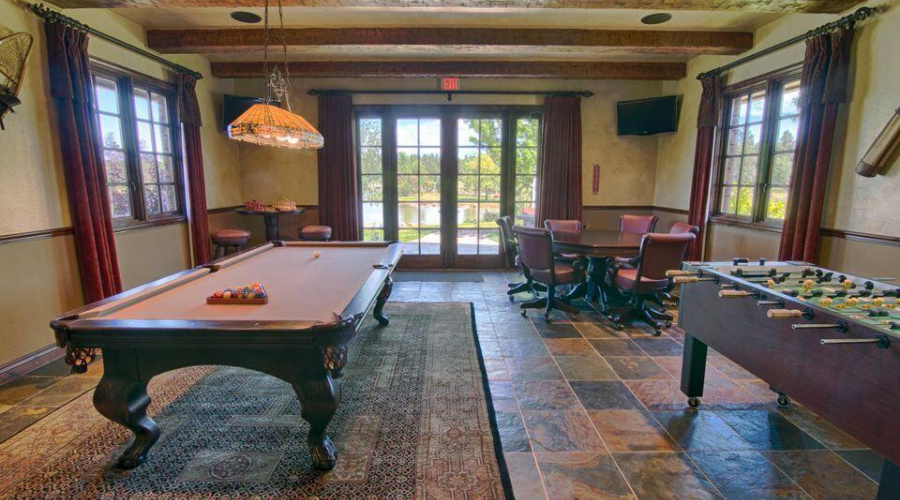 clubhouse interior