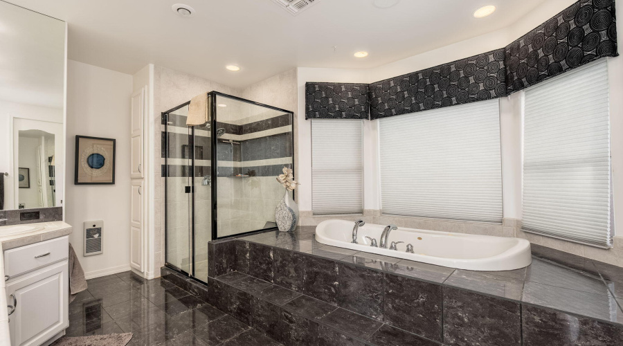 2202 E Feather Plume Ln - 24