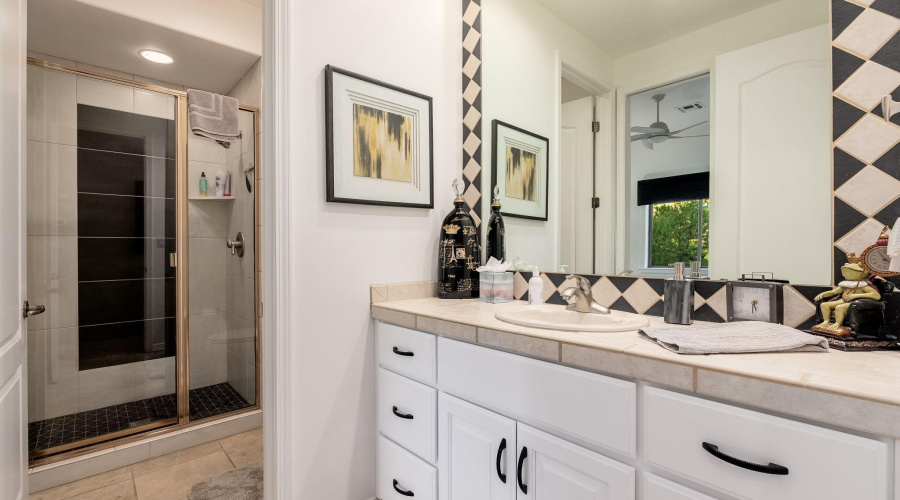 2202 E Feather Plume Ln - 31