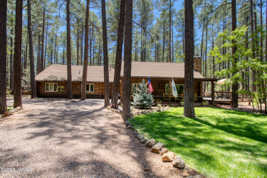 3685 Woodpecker Lane, Pinetop, Arizona 85935, Bedrooms, ,Bathrooms,Residential,For Sale,Woodpecker,256266