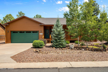 2043 Woodland Hills Lane, Pinetop, Arizona 85935, Bedrooms, ,Bathrooms,Residential,For Sale,Woodland Hills,257696