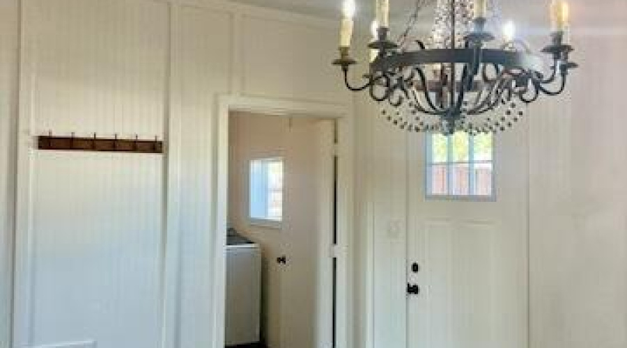 Guest Quarters Dining