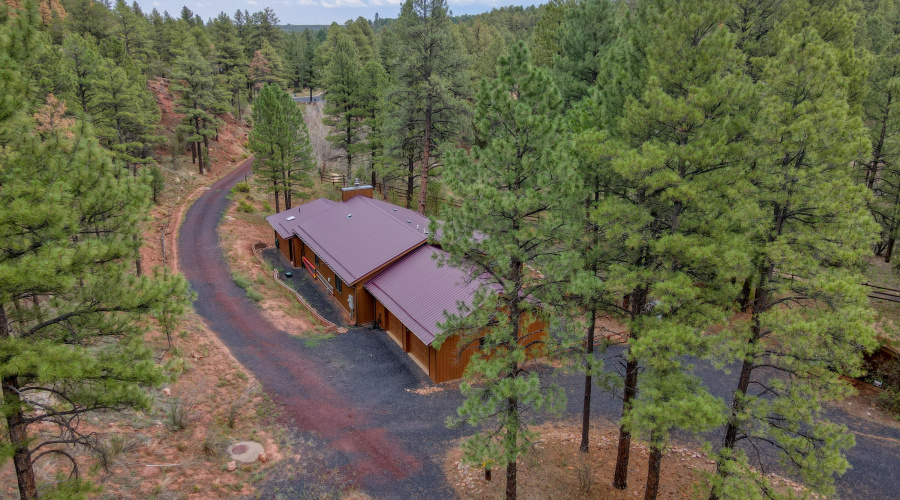 long private drive entrance