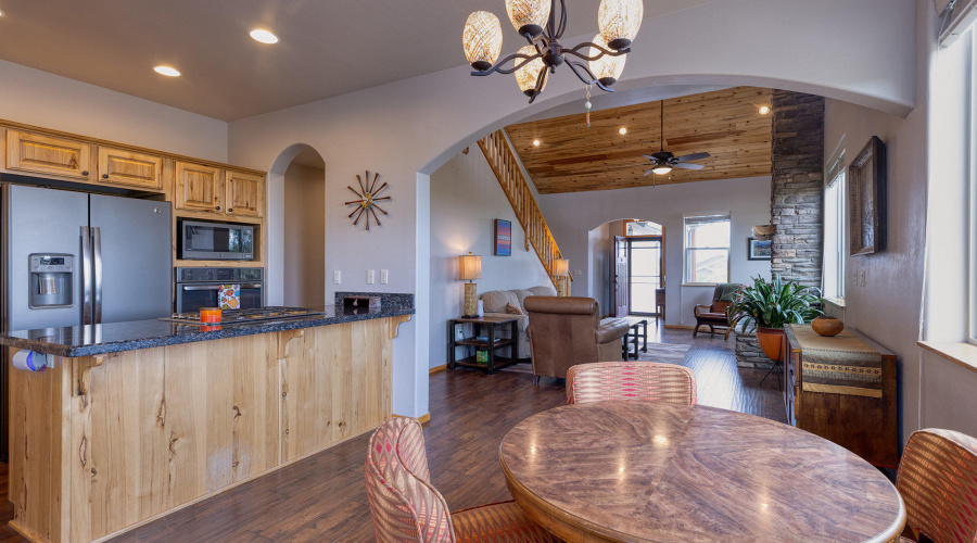 016_photo16_2220_e_rock_garden_dr._sl_st