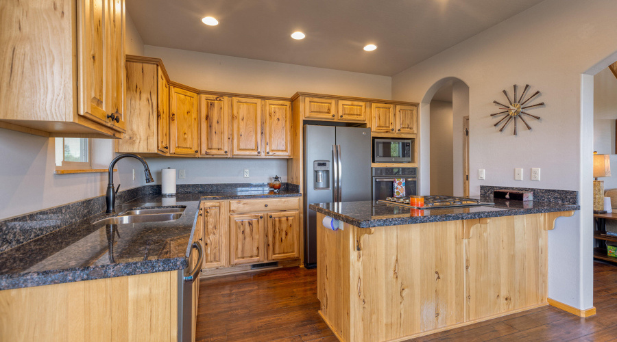 017_photo17_2220_e_rock_garden_dr._sl_st