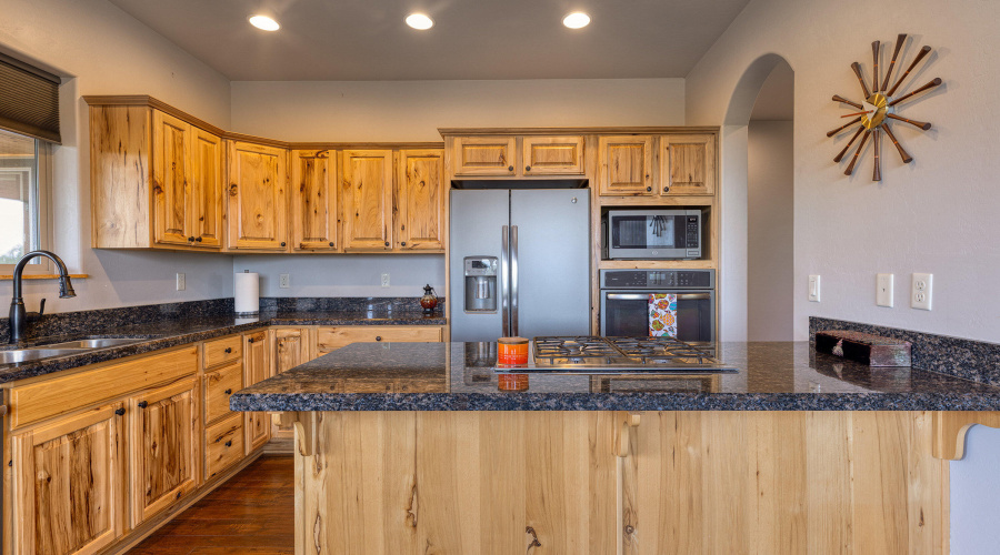 018_photo18_2220_e_rock_garden_dr._sl_st